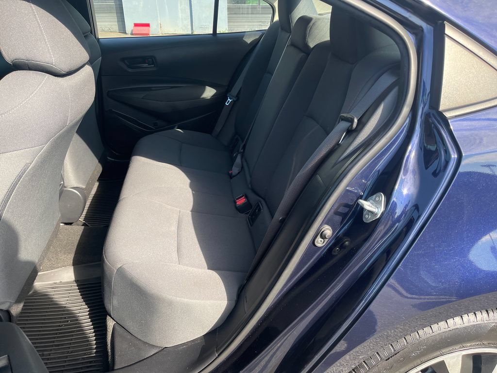 Used 2022 Toyota Corolla LE FWD image 13
