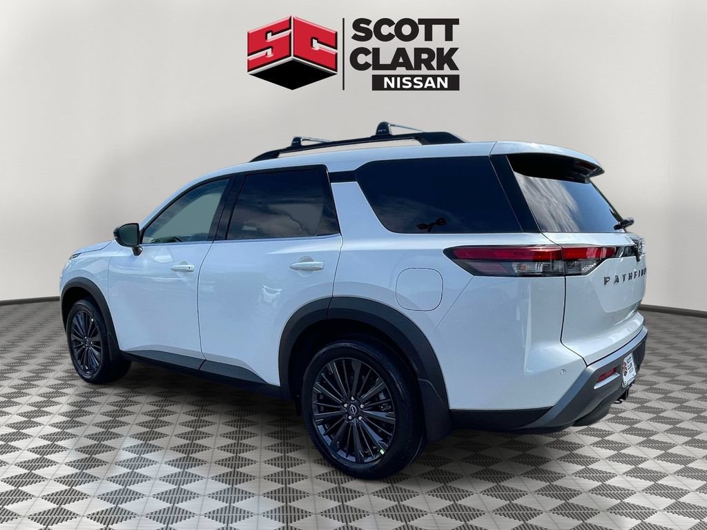 New 2026 Nissan Pathfinder SL w/ SL Premium Package FWD image 4