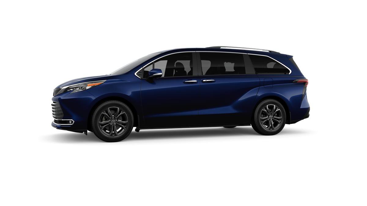 New 2026 Toyota Sienna Platinum image 3