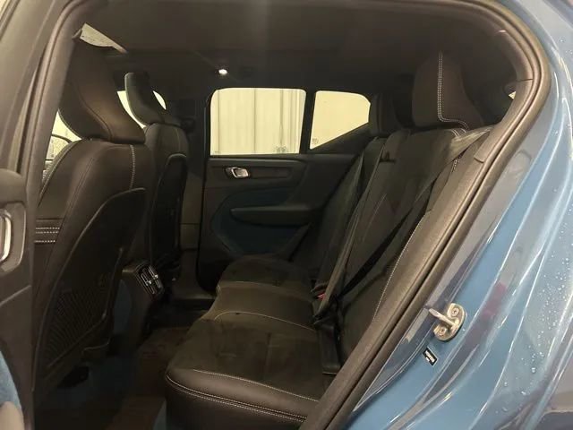 Used 2023 Volvo XC40 Recharge Ultimate w/ Protection Package Premier AWD/4WD image 19