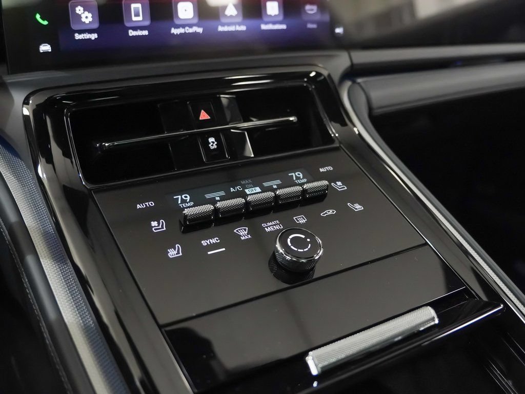 New 2026 Porsche Panamera 4 E-Hybrid AWD/4WD image 33