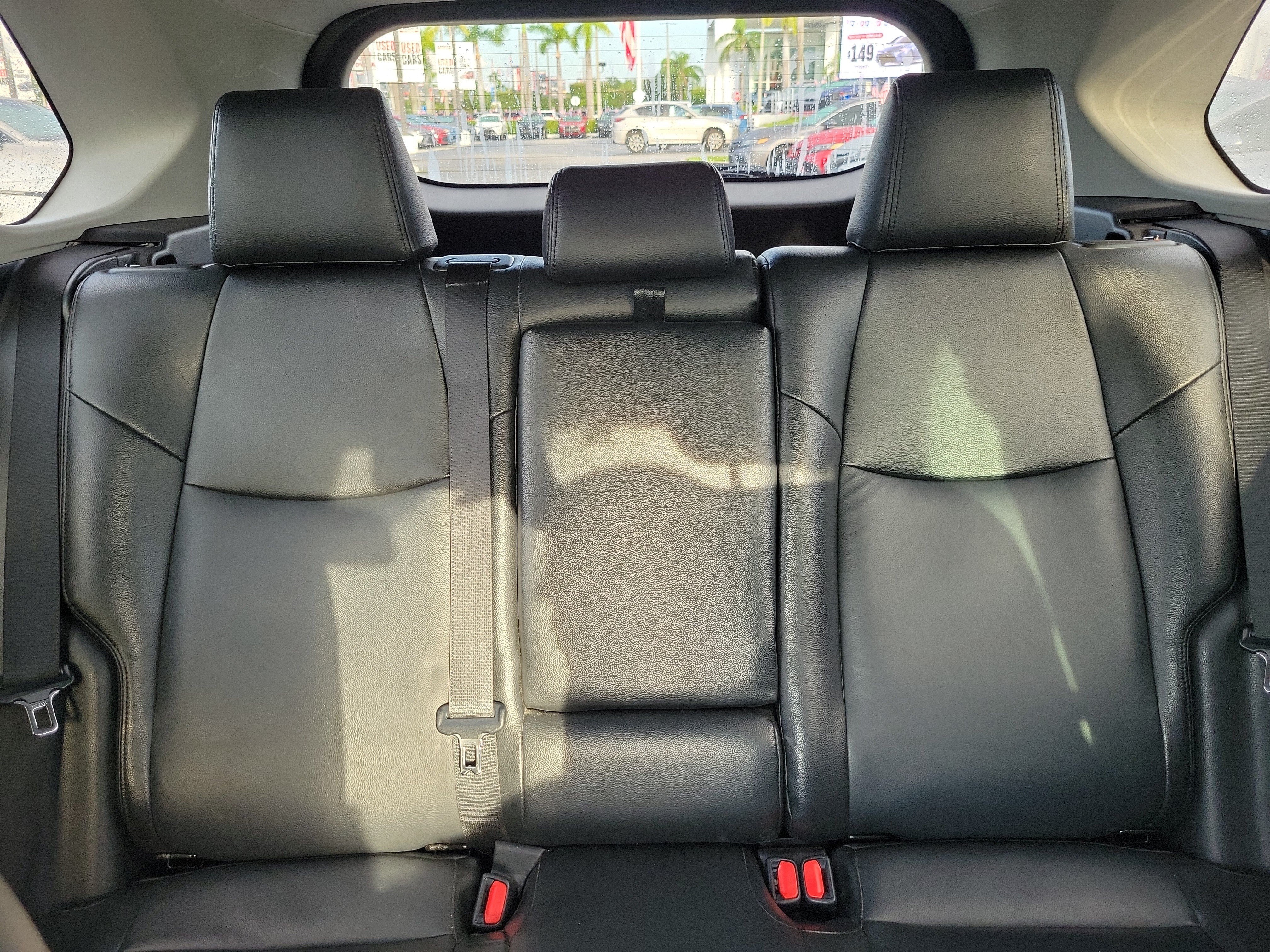 Used 2019 Toyota RAV4 XLE FWD image 21