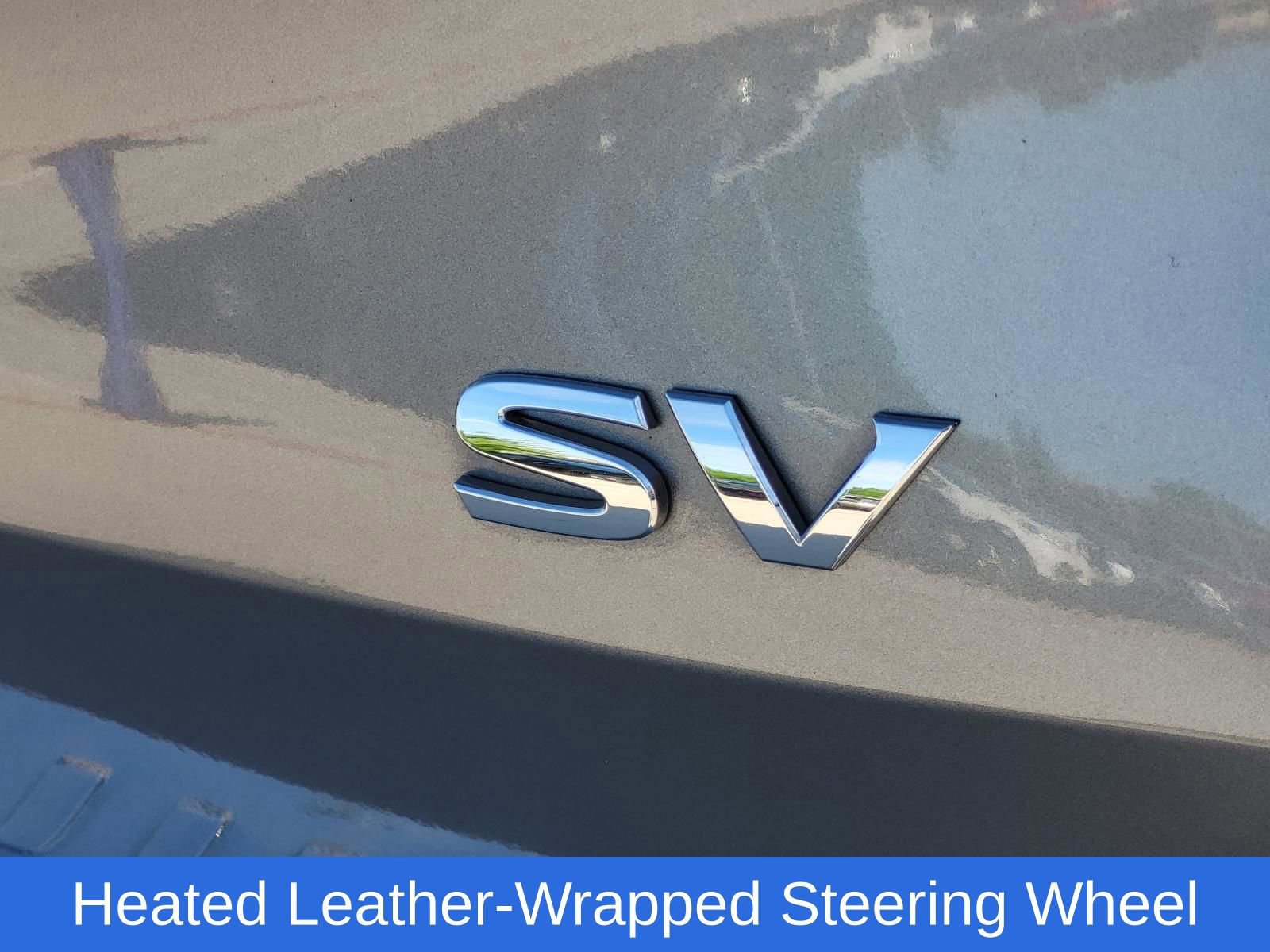 Used 2018 Nissan Rogue SV w/ Premium Package image 6