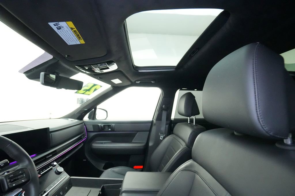 Used 2025 Hyundai Santa Fe Calligraphy image 21