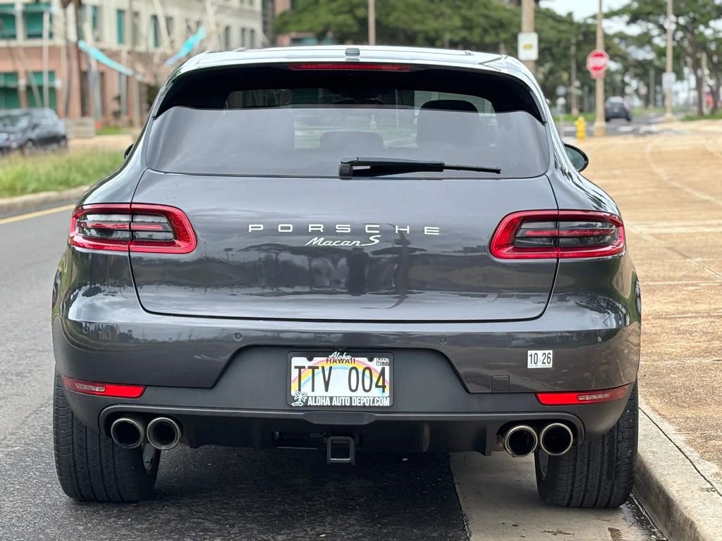 Used 2017 Porsche Macan S image 4