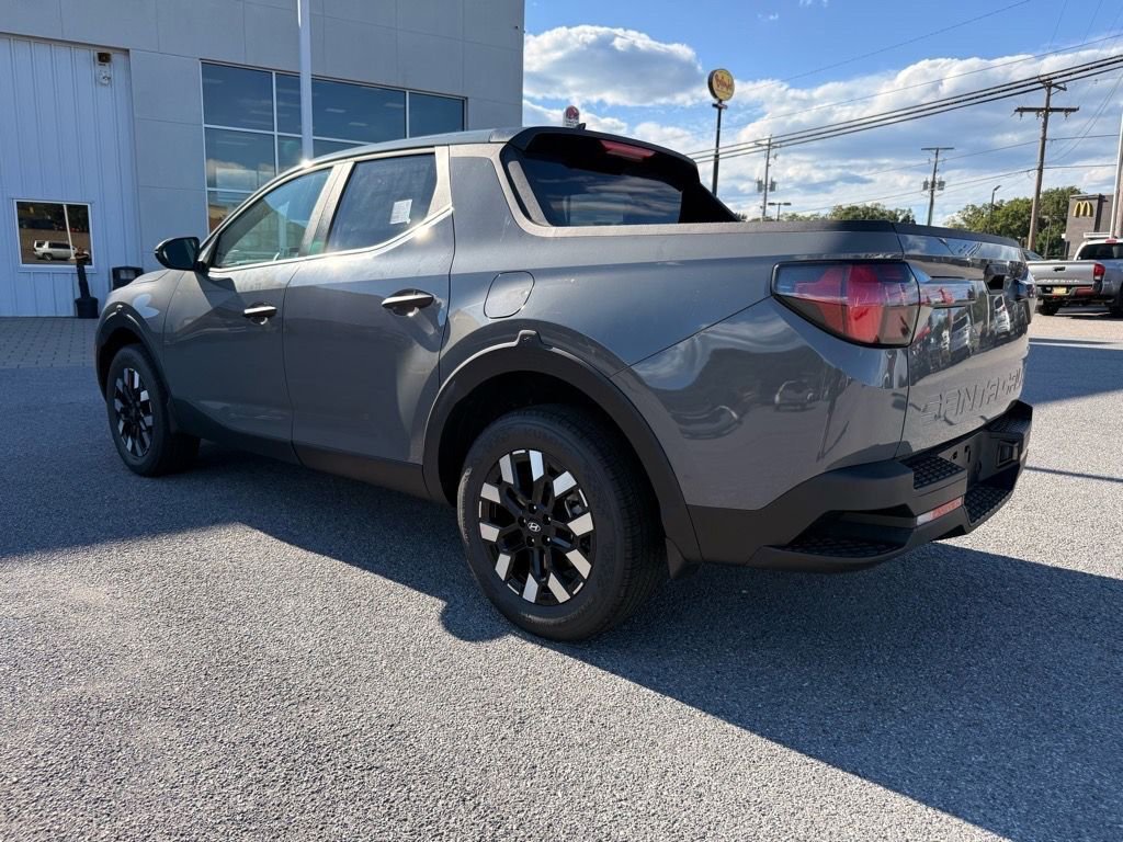 New 2025 Hyundai Santa Cruz SE image 4