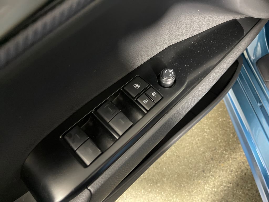 Certified 2025 Toyota Camry SE AWD/4WD image 16