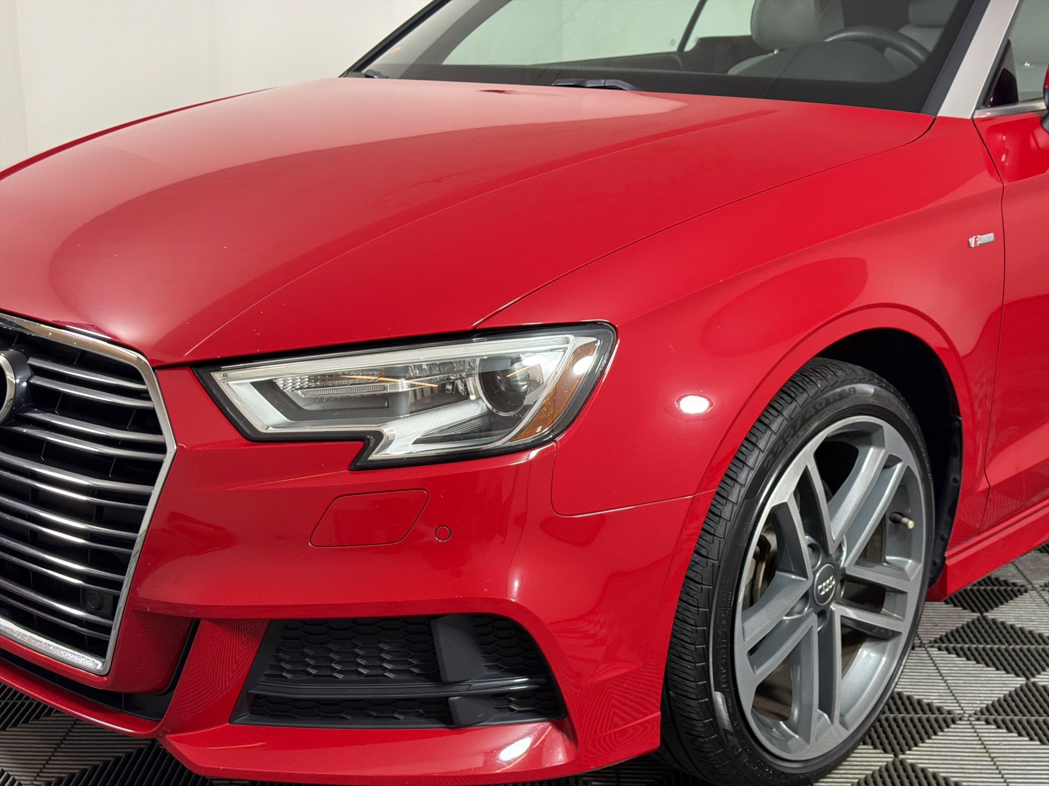 Used 2017 Audi A3 2.0T Premium Plus w/ Premium Plus Package FWD image 8