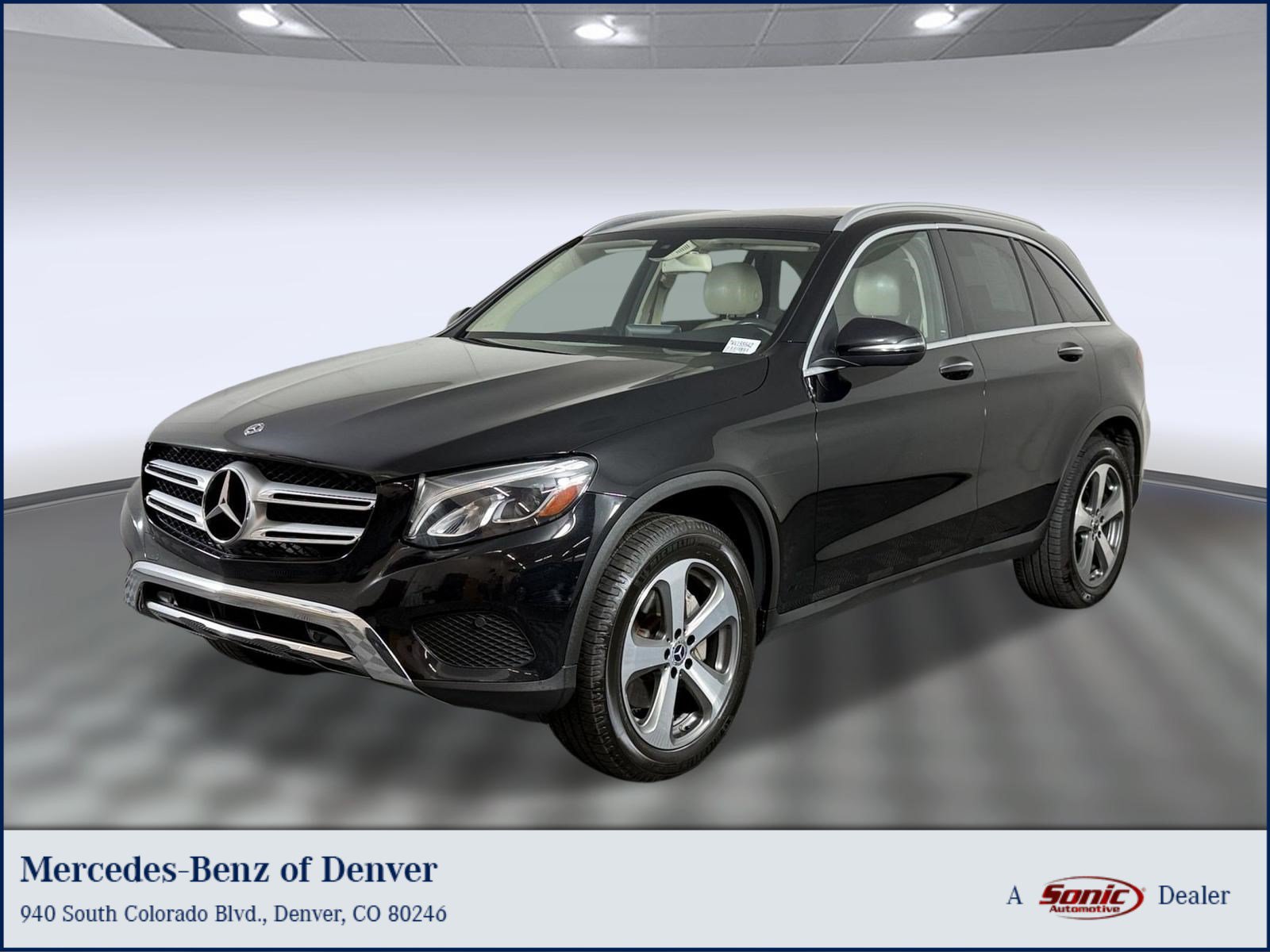 Used 2019 Mercedes-Benz GLC 300 4MATIC image 1