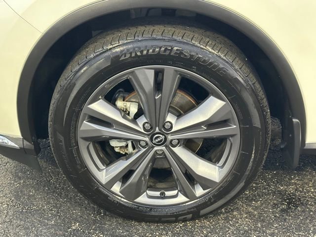 Certified 2023 Nissan Murano Platinum w/ Cargo Package AWD/4WD image 10
