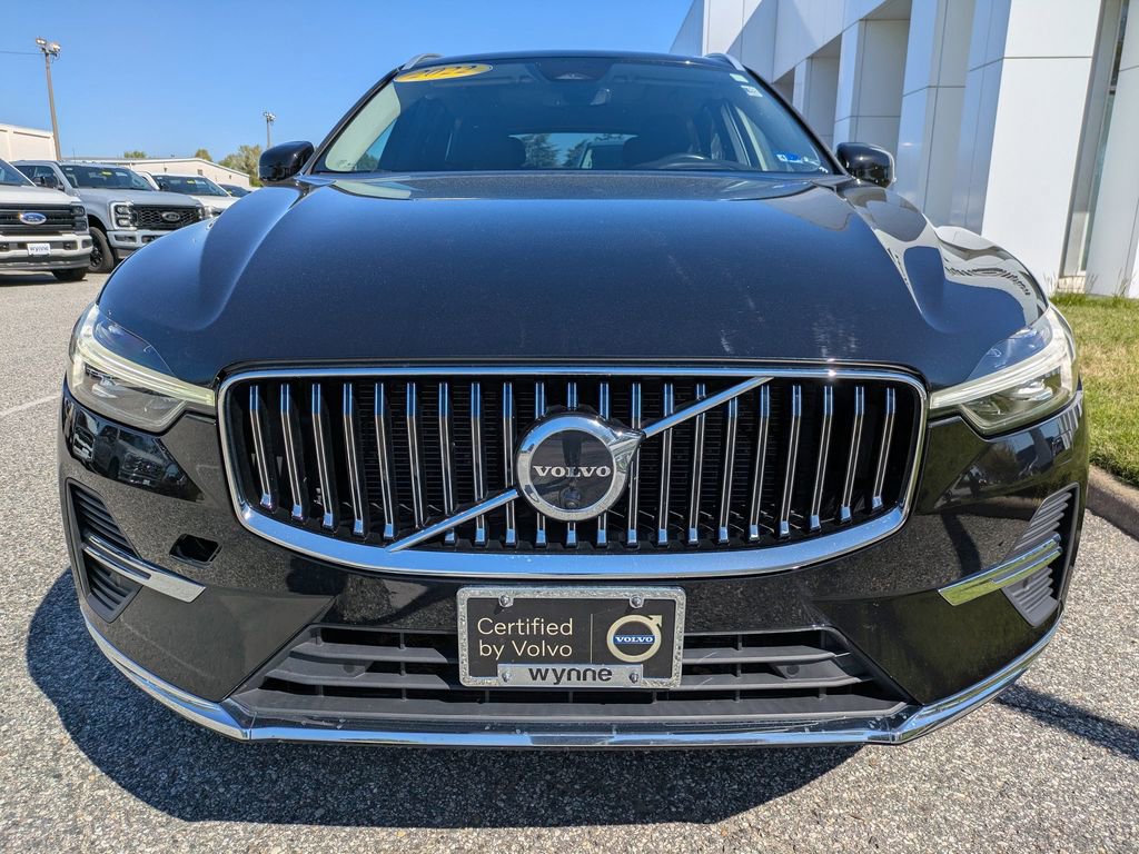 Certified 2022 Volvo XC60 B5 Inscription w/ Advanced Package AWD/4WD image 9