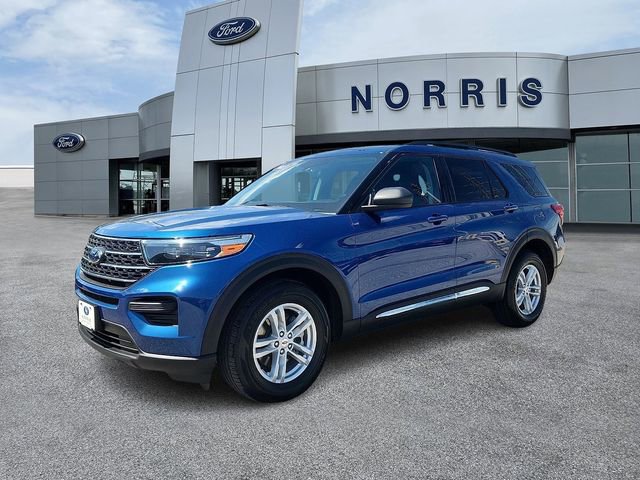 Certified 2023 Ford Explorer XLT AWD/4WD image 2