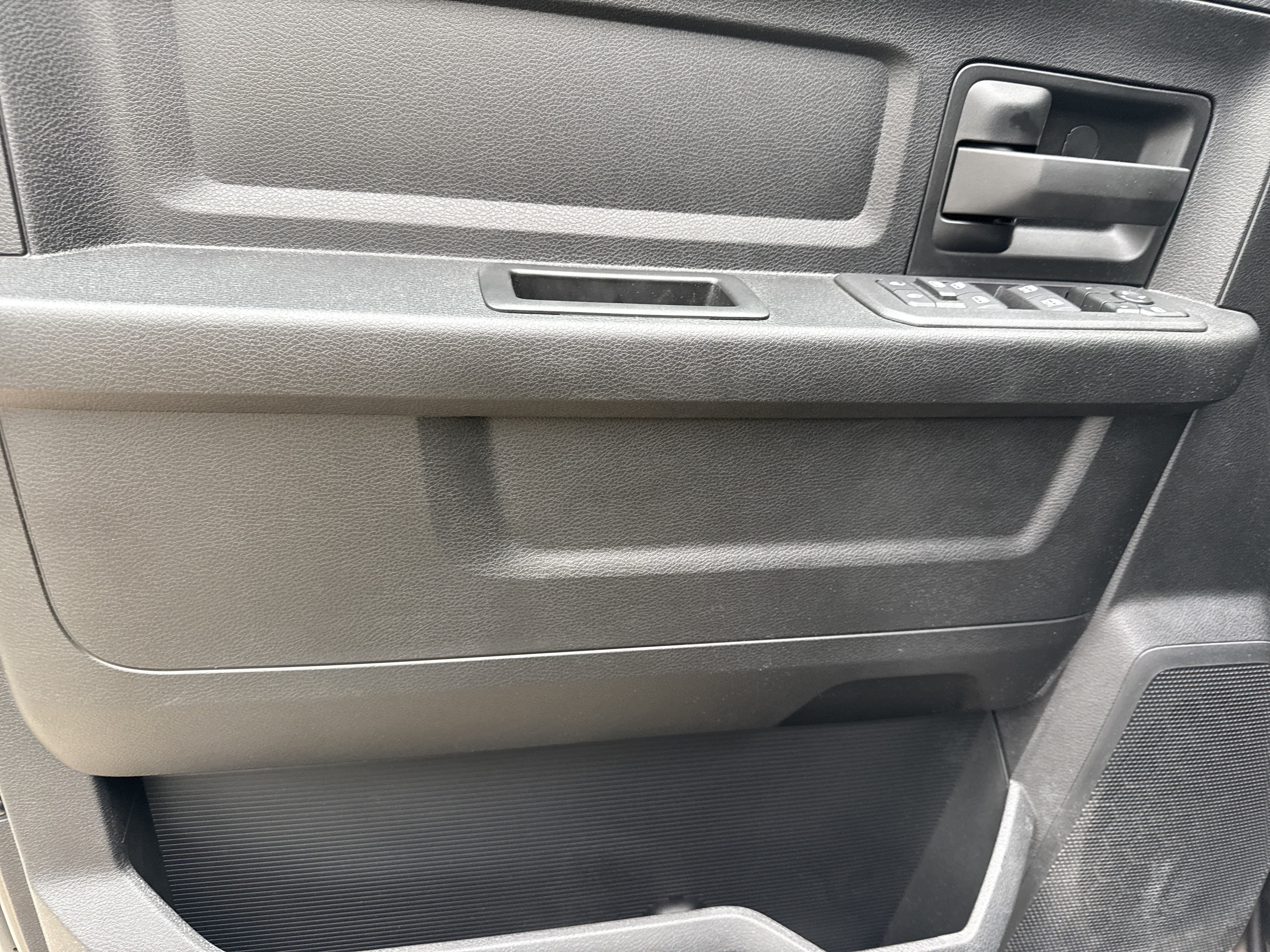 New 2026 RAM 3500 Tradesman AWD/4WD image 10