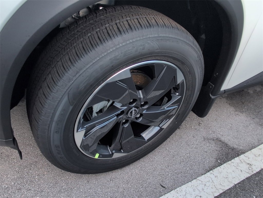 New 2026 Nissan Rogue SV image 5