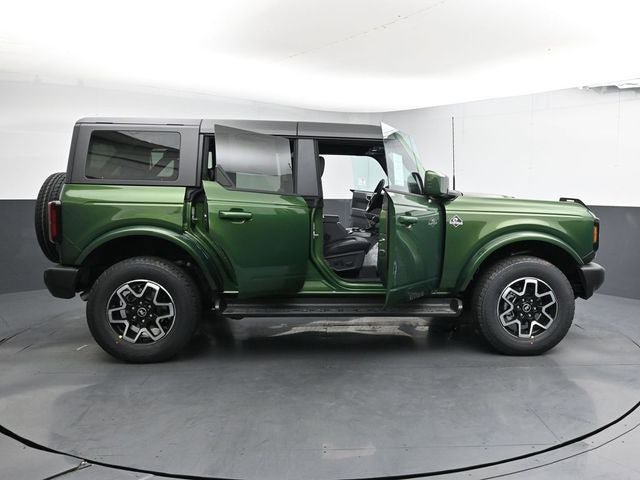 New 2025 Ford Bronco Outer Banks AWD/4WD image 34