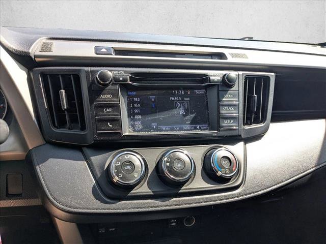Used 2016 Toyota RAV4 LE image 10