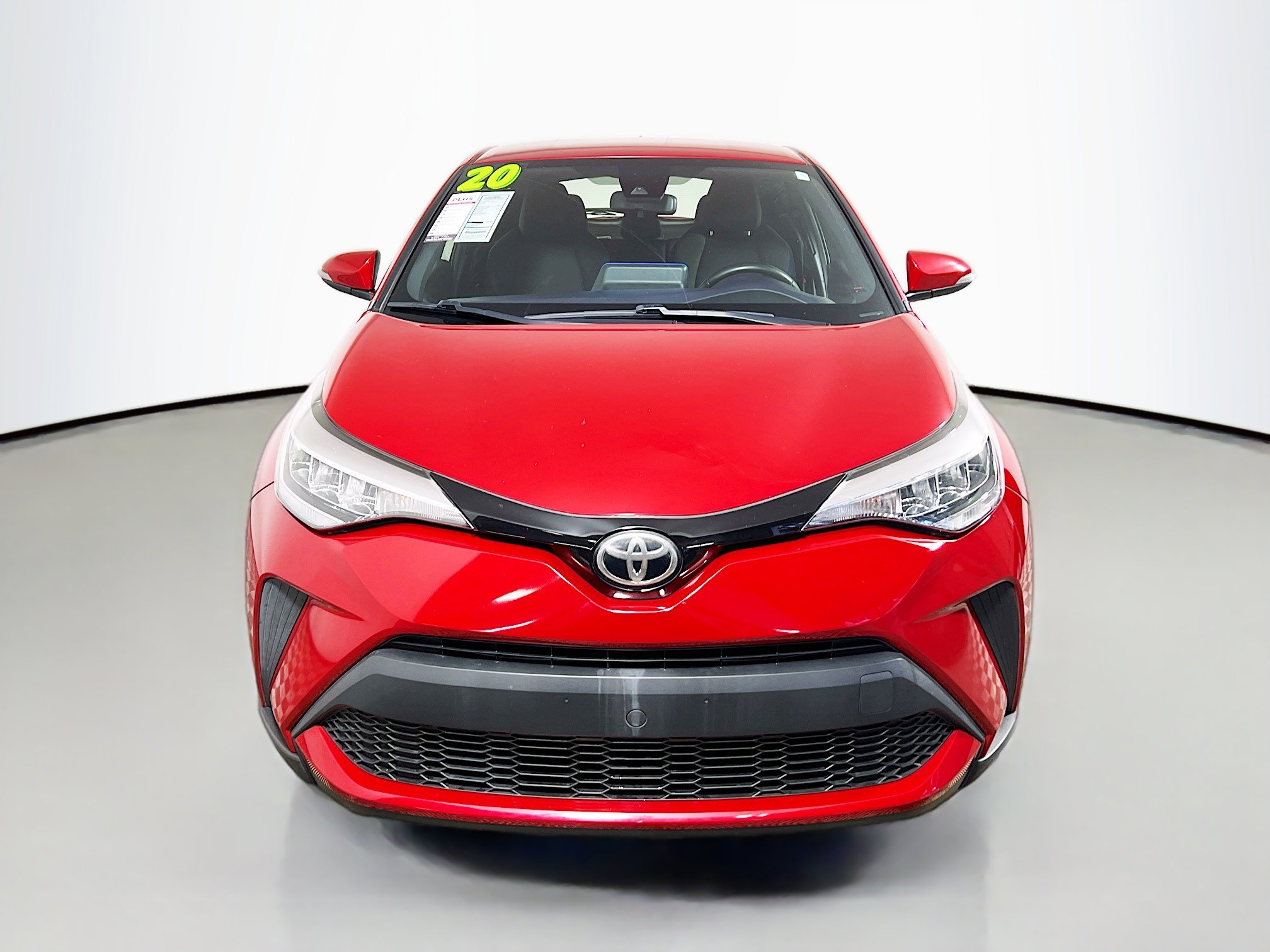Used 2020 Toyota C-HR XLE image 11