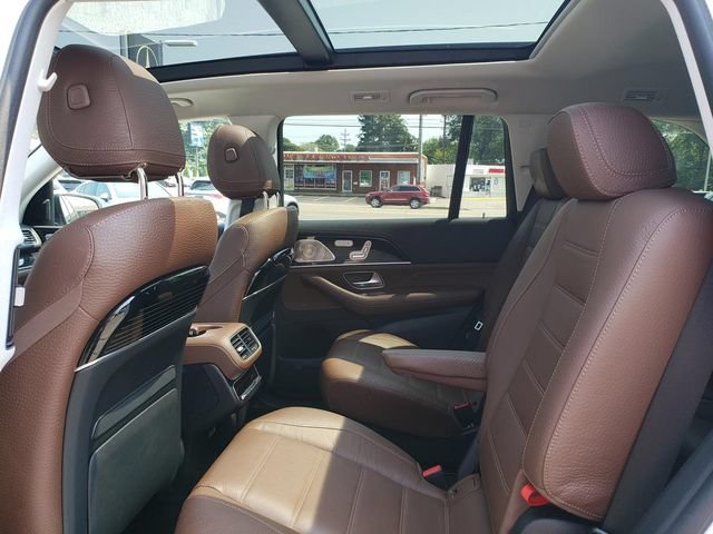 Used 2024 Mercedes-Benz GLS 450 4MATIC image 15