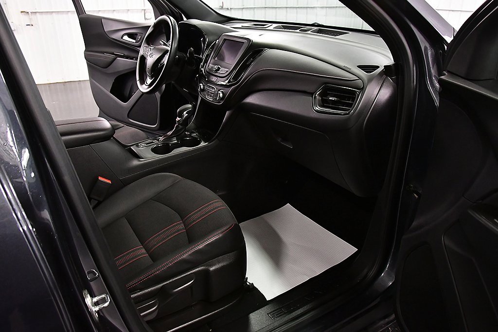 Used 2023 Chevrolet Equinox RS image 27