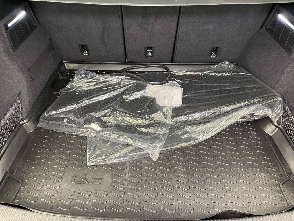 Used 2023 Audi Q5 2.0T Premium w/ Convenience Package image 20
