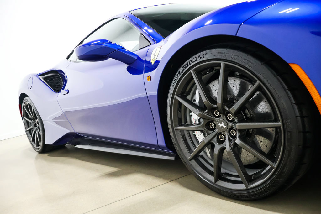 Used 2020 Ferrari 488 Pista Coupe RWD image 23