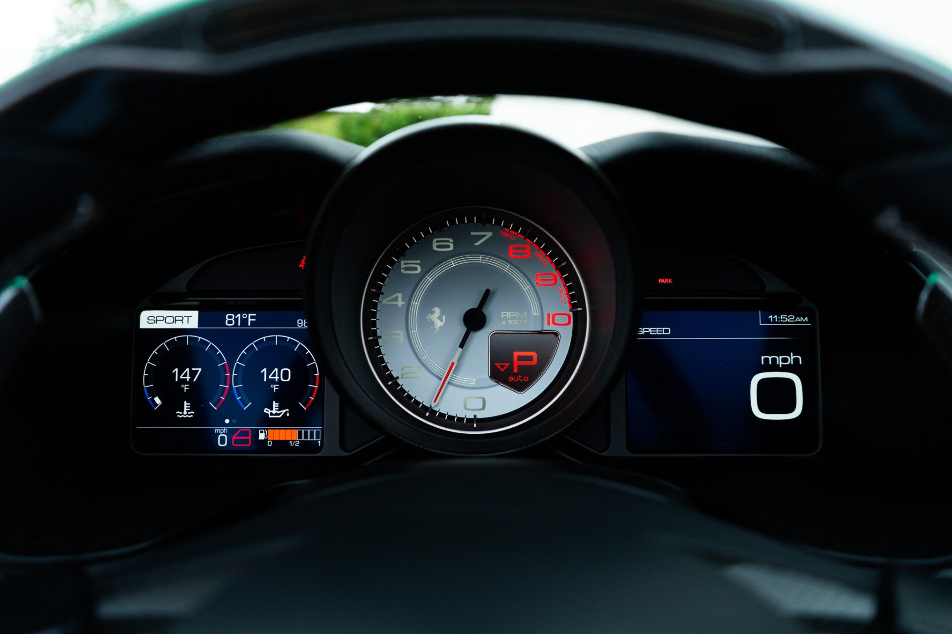Used 2019 Ferrari Portofino RWD image 10
