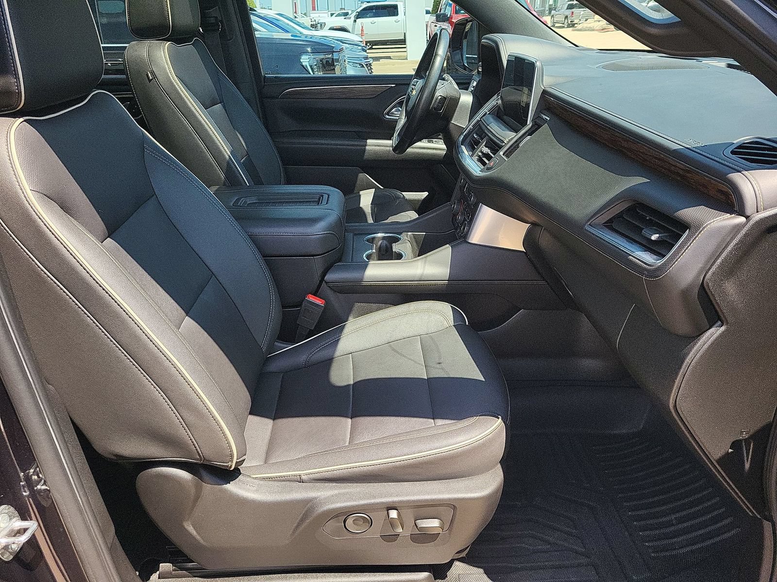 Used 2023 Chevrolet Tahoe Premier w/ Max Trailering Package AWD/4WD image 28
