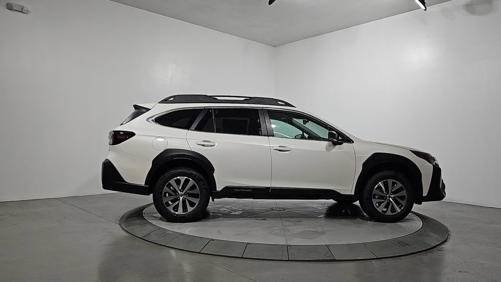 New 2025 Subaru Outback Premium image 6