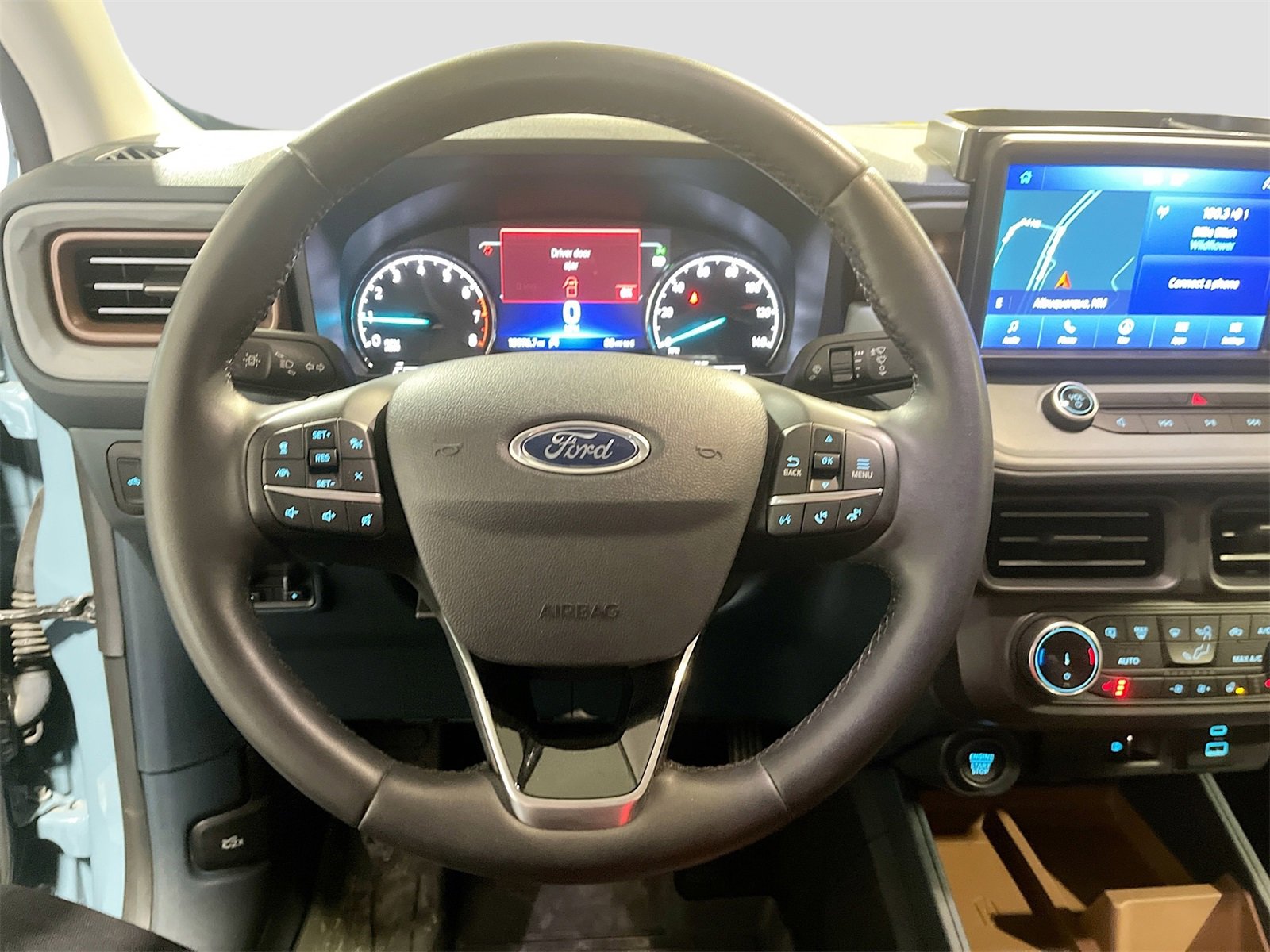 Used 2023 Ford Maverick Lariat w/ Lariat Luxury Package image 11