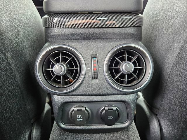 Used 2021 Kia Stinger GT1 image 11