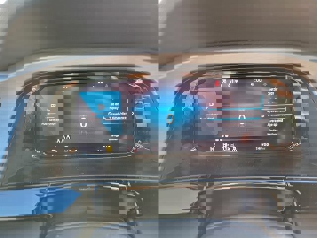 Used 2025 Volkswagen Atlas Cross Sport SE image 19