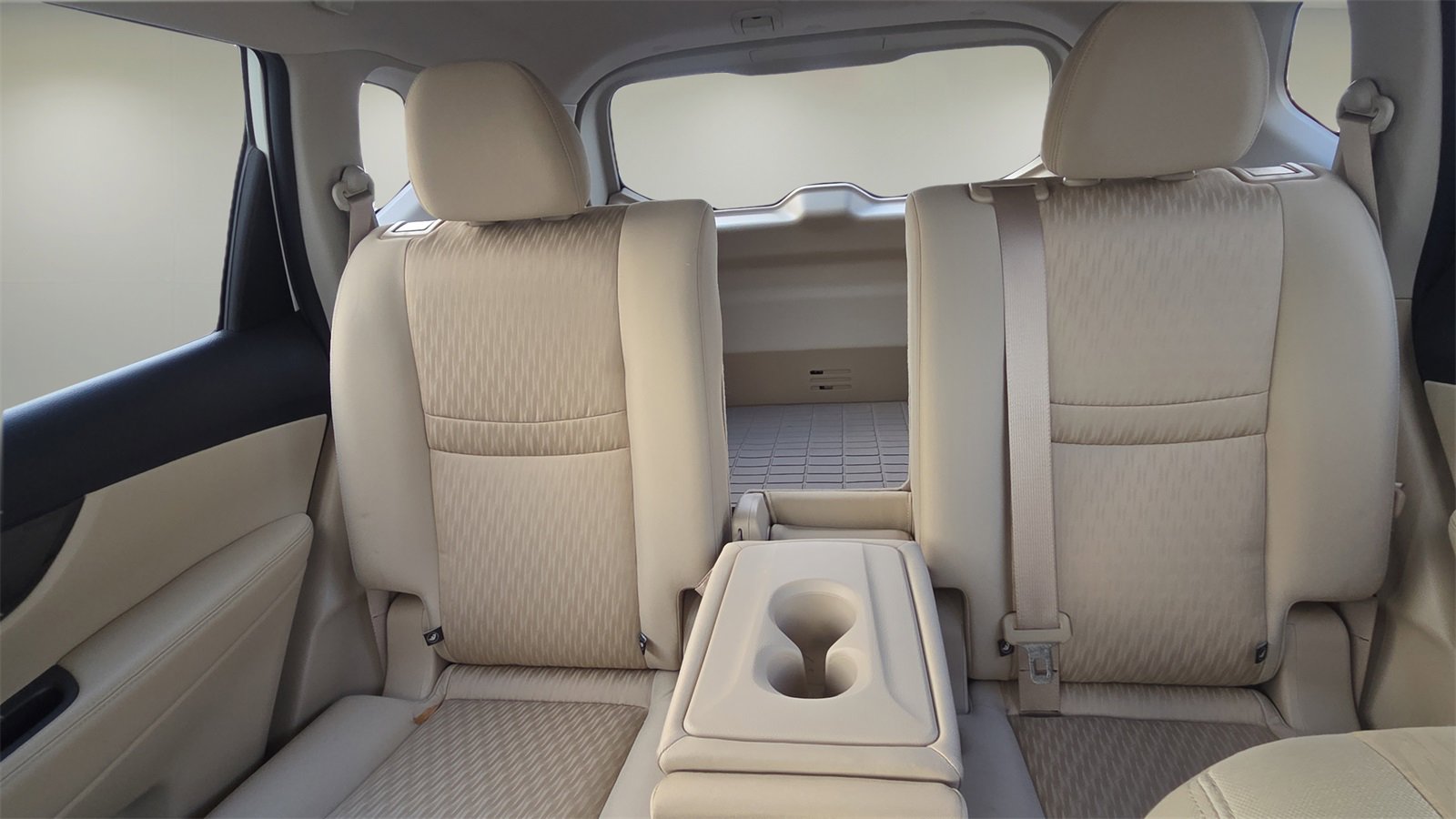 Used 2018 Nissan Rogue SV image 13