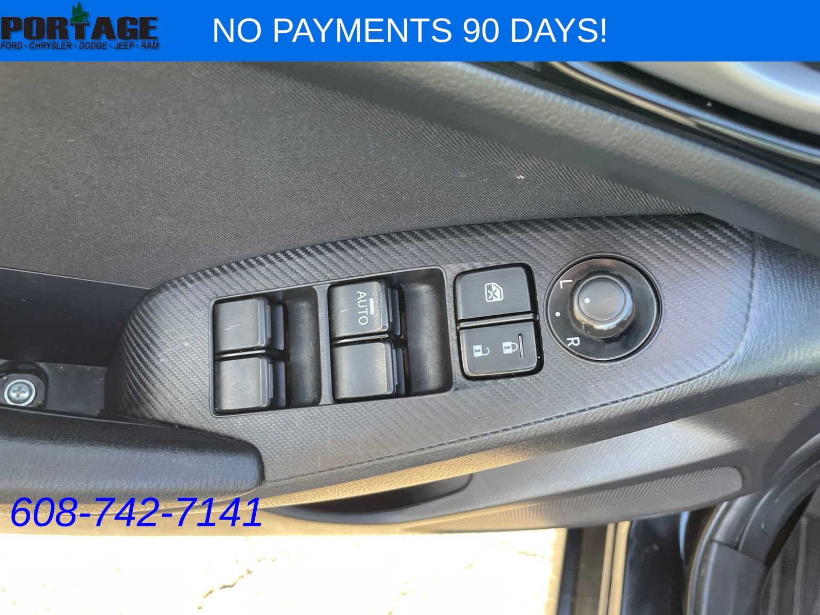 Used 2016 MAZDA MAZDA3 i Sport FWD image 13