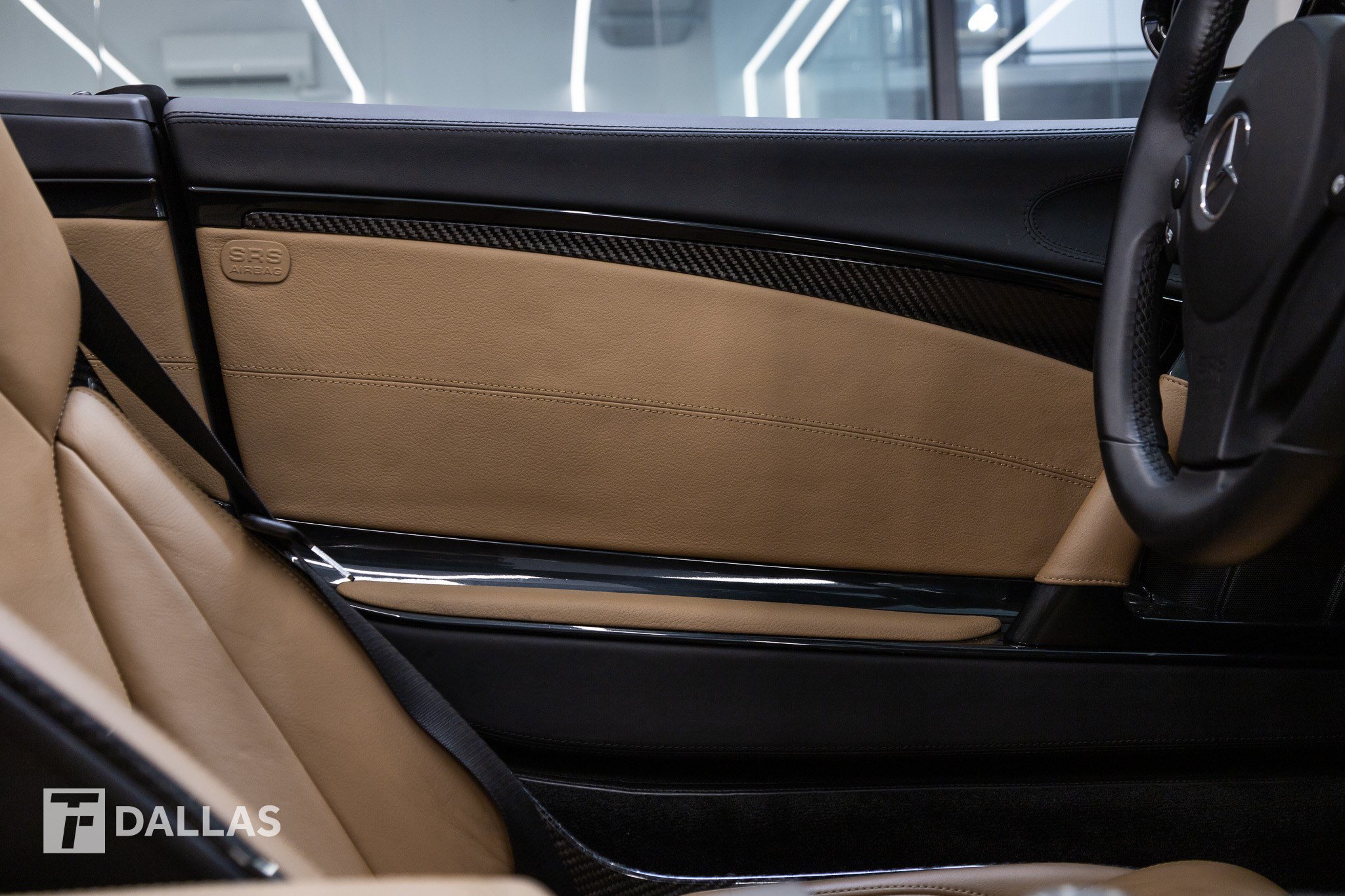 Used 2008 Mercedes-Benz SLR image 25