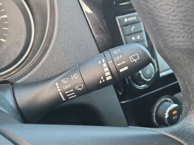 Used 2021 Nissan Rogue Sport S FWD image 15