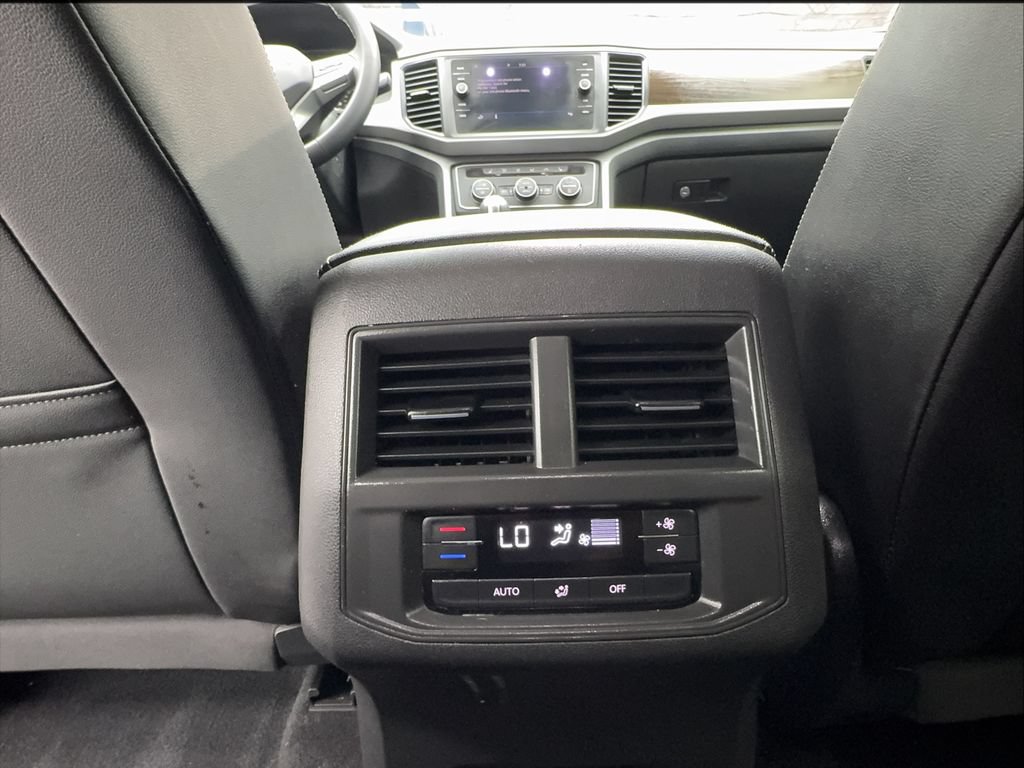 Used 2021 Volkswagen Atlas SE w/ Towing Package FWD image 40