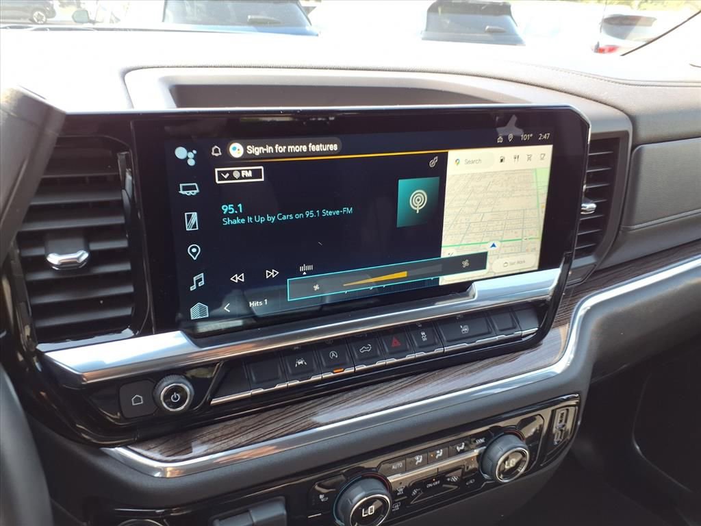 Used 2025 Chevrolet Silverado 1500 LT image 8