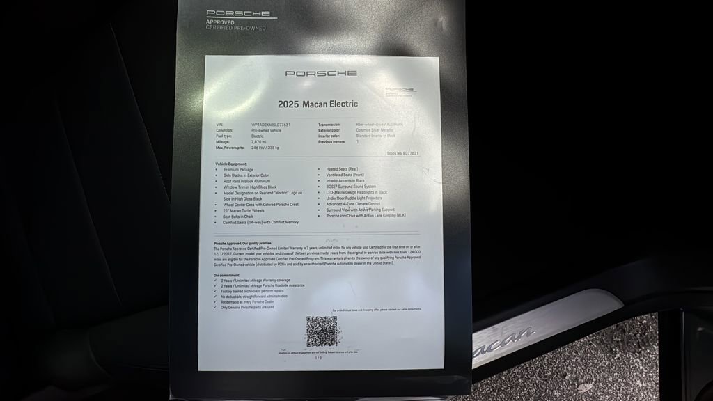Certified 2025 Porsche Macan Electric image 25