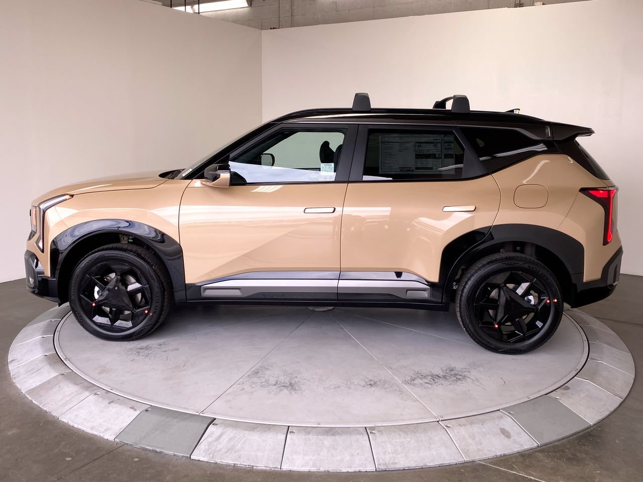 New 2027 Kia Seltos X-Line S AWD/4WD image 2