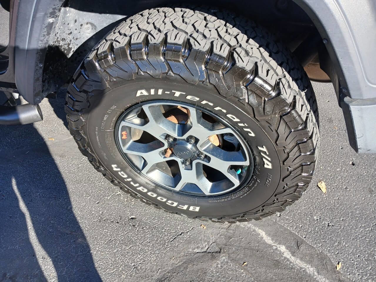 Used 2019 Jeep Wrangler Unlimited Sport image 7