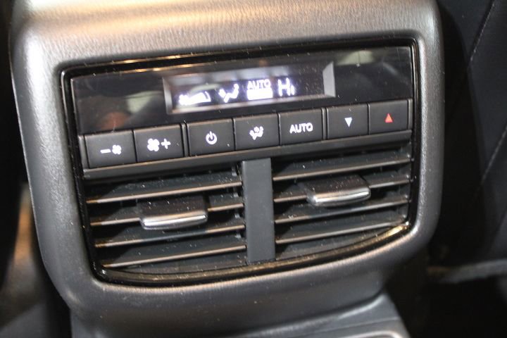 Used 2023 MAZDA CX-9 Touring image 25