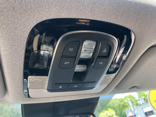Used 2021 Hyundai Palisade Limited AWD/4WD image 29