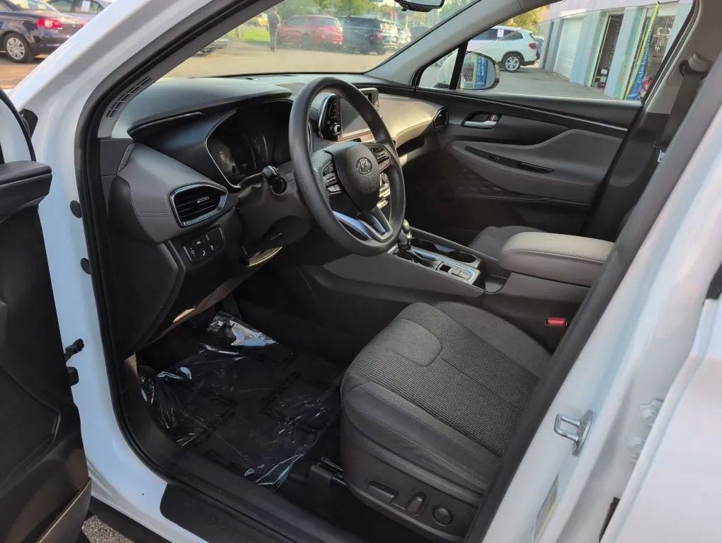 Used 2019 Hyundai Santa Fe SEL AWD/4WD image 14