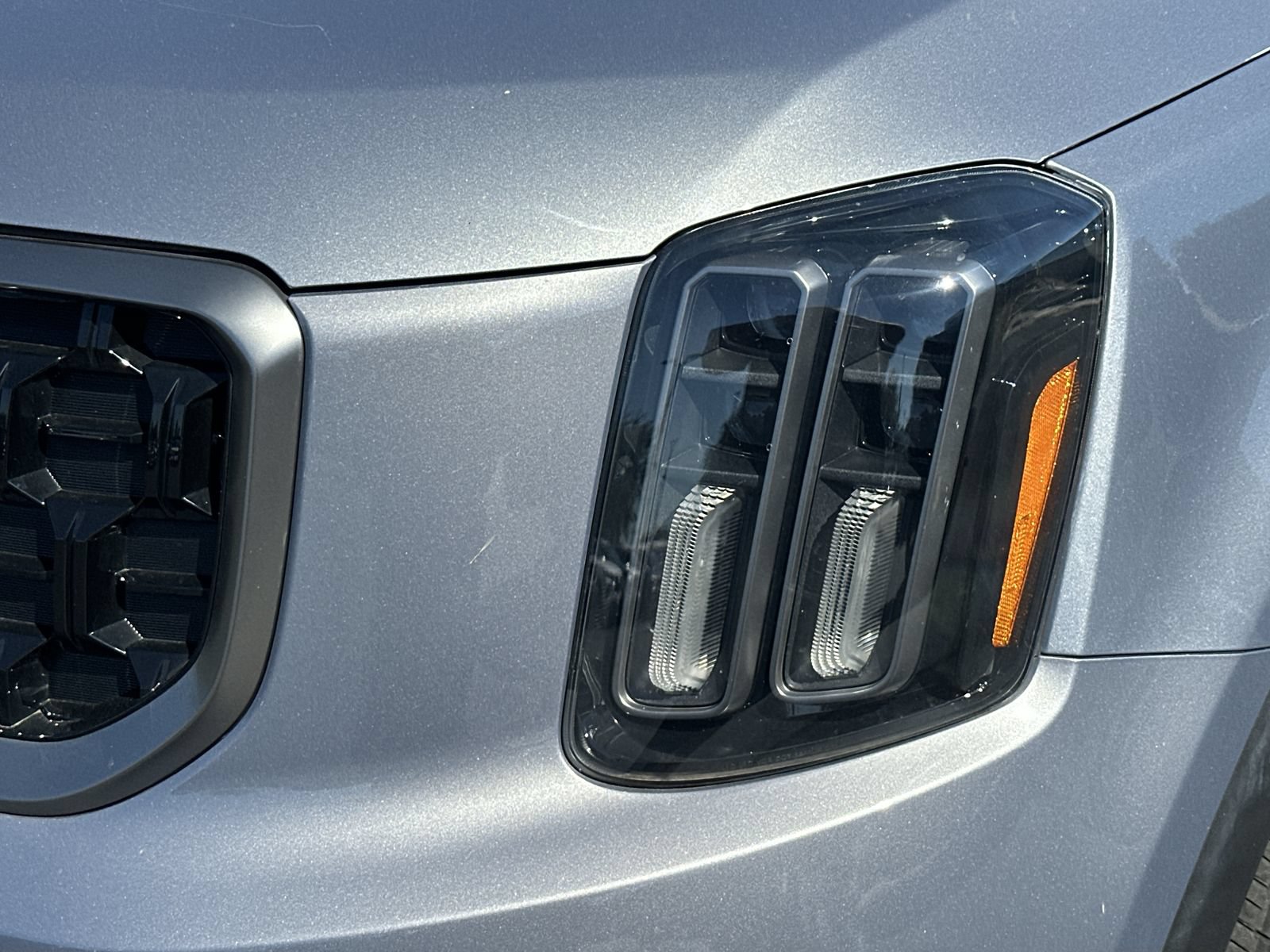 Used 2023 Kia Telluride EX X-Line AWD/4WD image 11