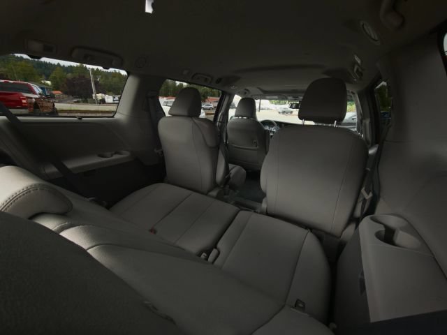 Used 2017 Toyota Sienna XLE w/ XLE Navigation Package FWD image 49