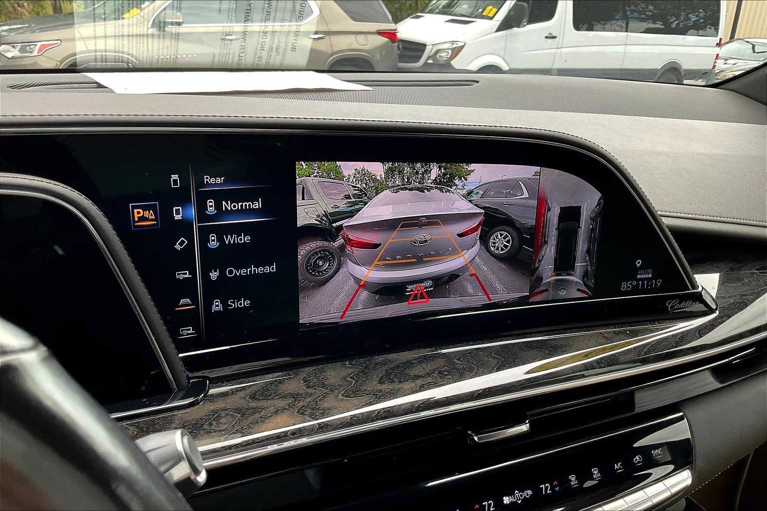 Used 2021 Cadillac Escalade Premium Luxury w/ Driver Assist Tech Package image 20