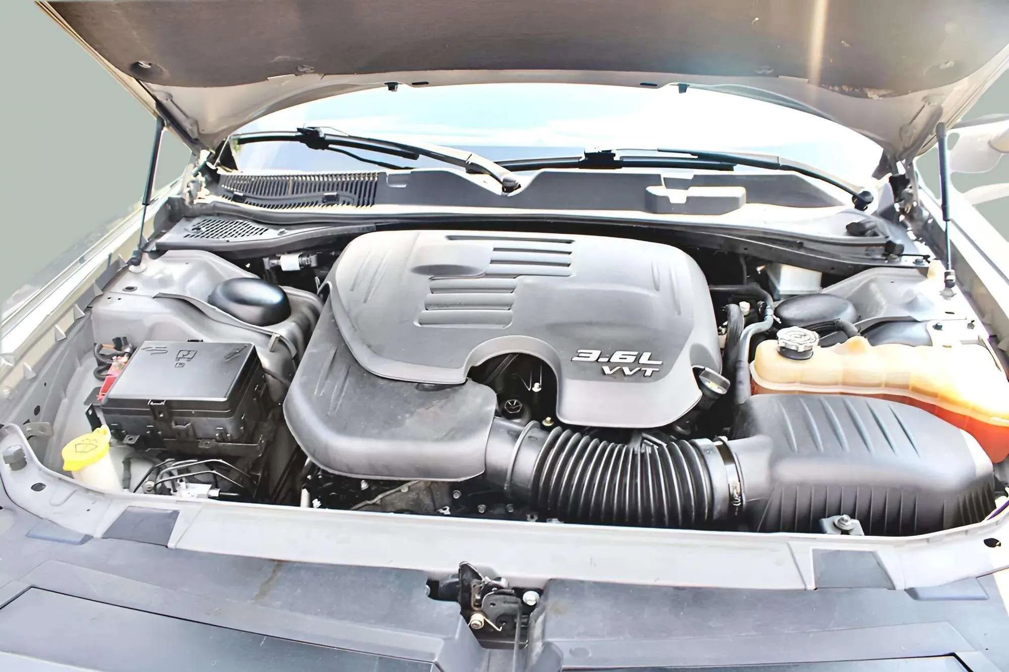 Used 2017 Dodge Challenger SXT Plus image 28