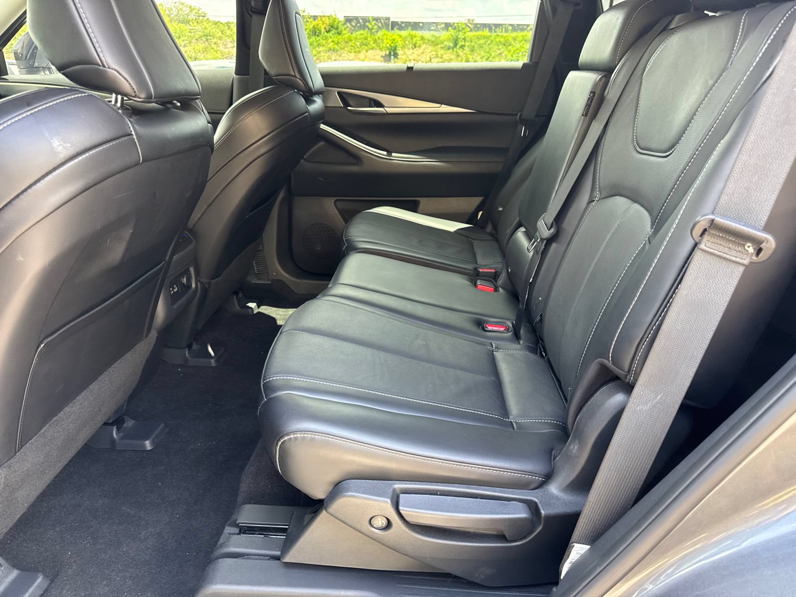 Used 2024 INFINITI QX60 Luxe w/ Cargo Package FWD image 21