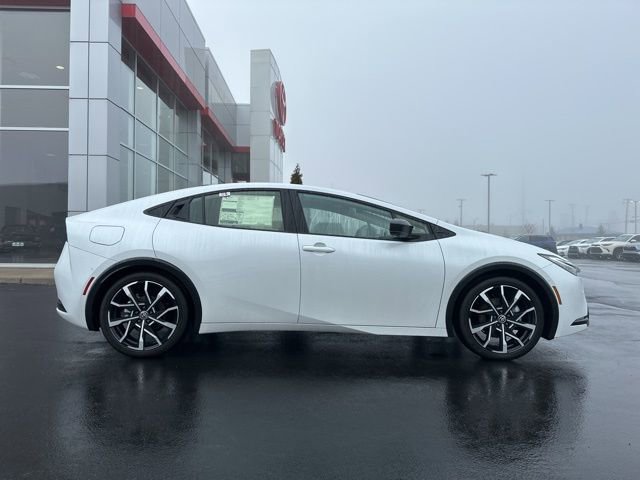 New 2026 Toyota Prius Plug-In Hybrid image 8