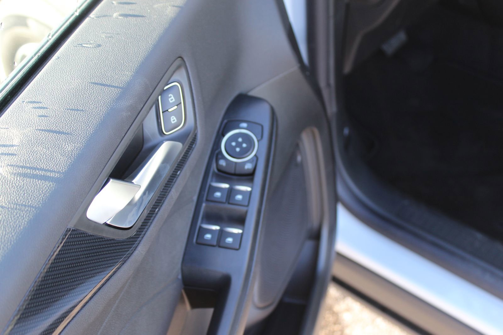 New 2026 Ford Escape ST-Line w/ Tech Pack #1 image 21